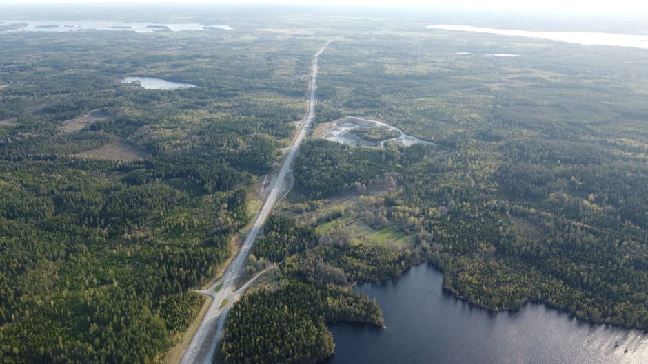 Iliustracinė nuotrauka: Komandiruočių tvarkos pokyčiai nuo 2026 m. spalio 1 d.: naikinami vienos dienos dienpinigiai Lietuvoje ir griežtinamas jų mažinimas